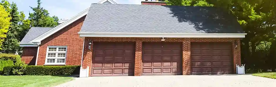 Insured Garage Door Expert in Medicine Hat